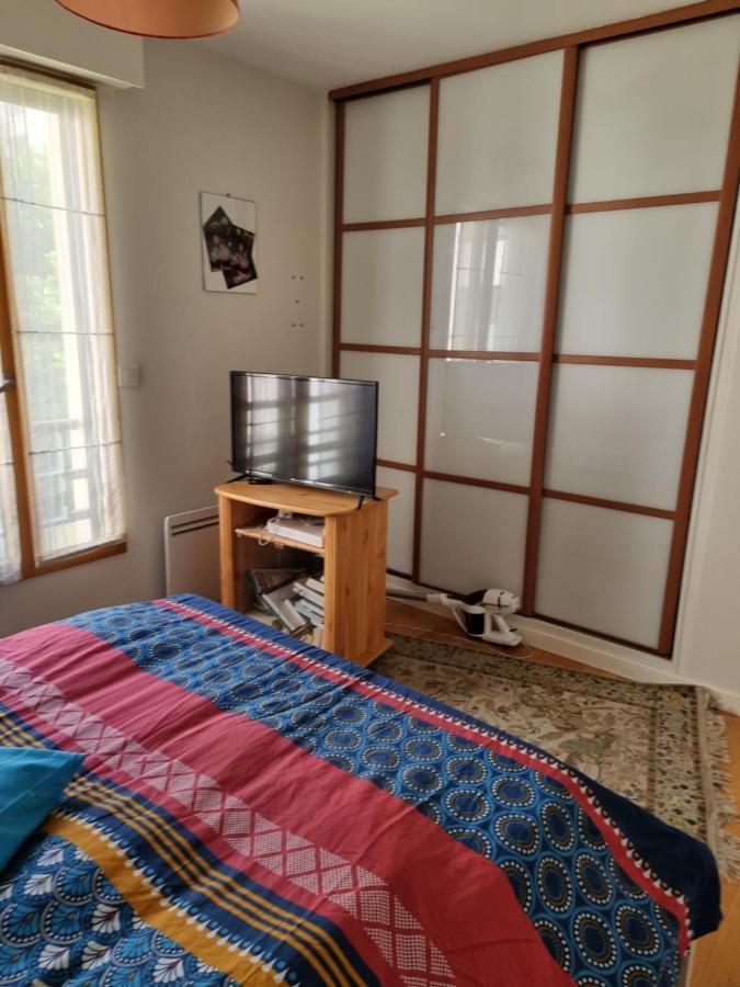 Appart Tour Eiffel Pour 4 Personnes Apartment Paris Exterior photo
